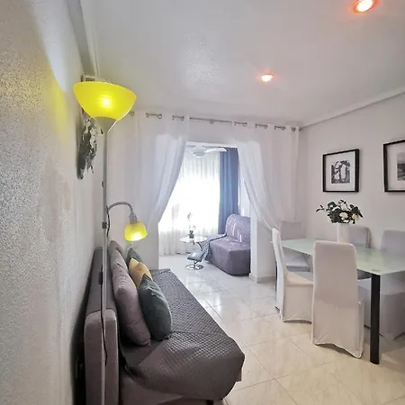 Atico - Duplex, Smart Tv, 4 Erwachsene * Torrevieja