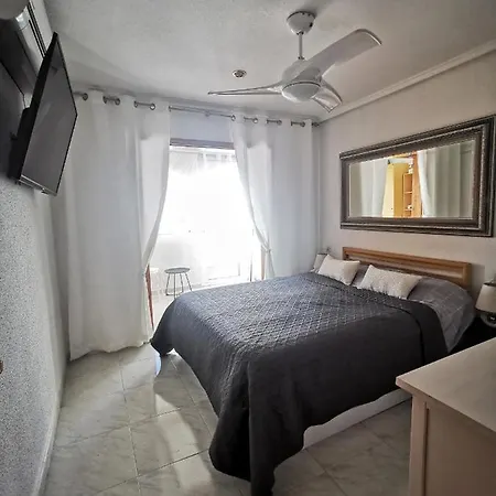 Atico - Duplex, Smart Tv, 4 Erwachsene * Torrevieja